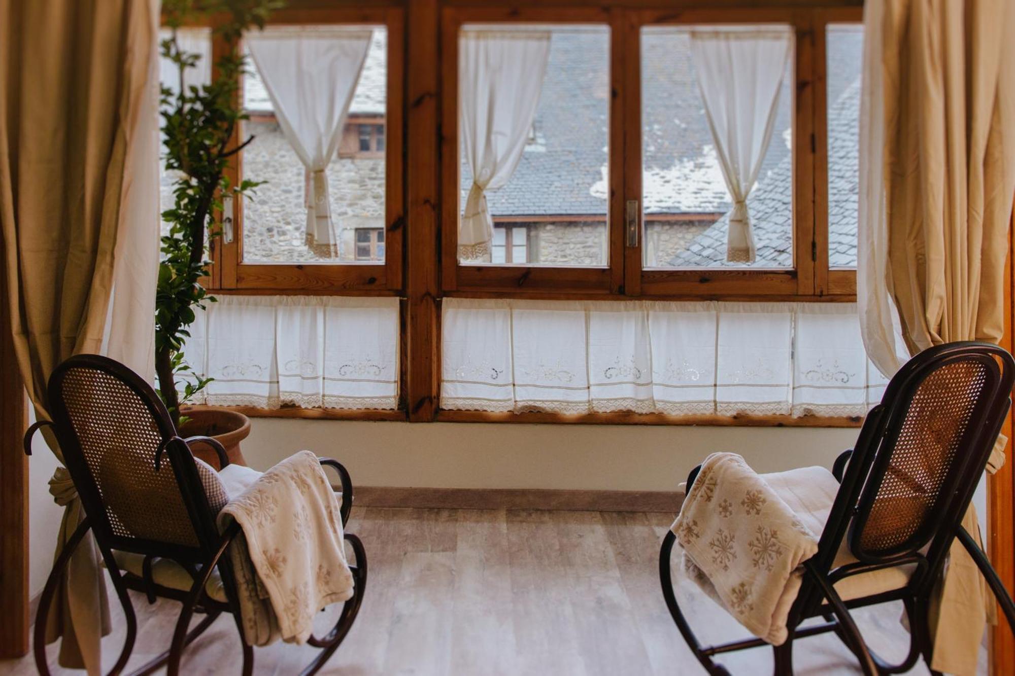Casa Rural Valle De Tena Sallent de Gállego Exteriör bild