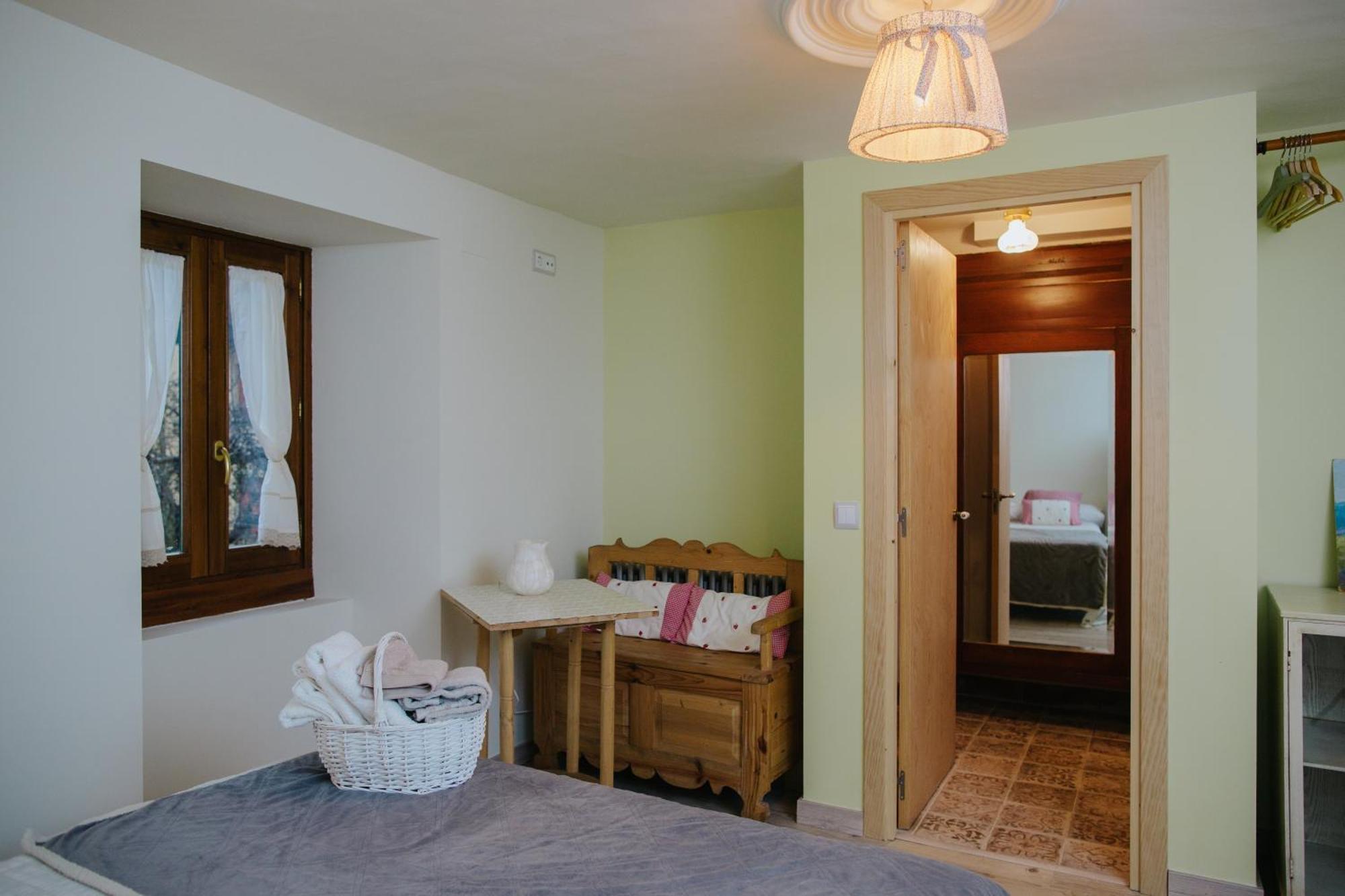 Casa Rural Valle De Tena Sallent de Gállego Exteriör bild