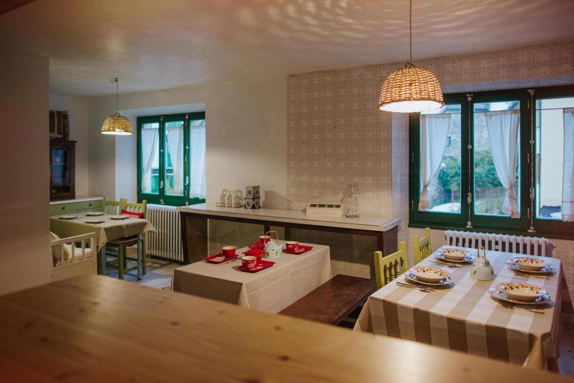 Casa Rural Valle De Tena Sallent de Gállego Exteriör bild